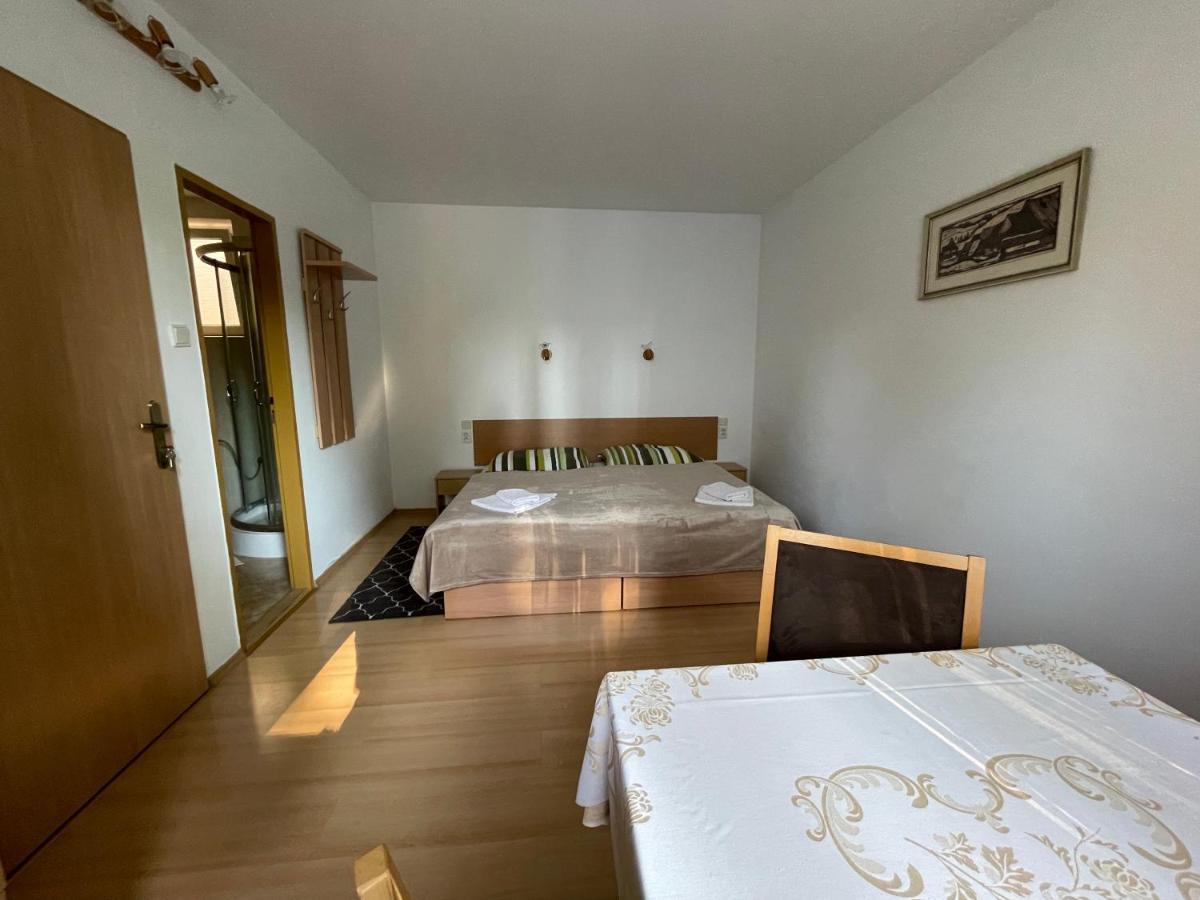 Liptovský MikulášPrivat Hotos公寓 外观 照片