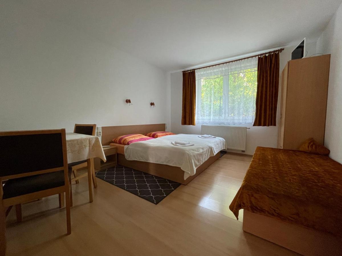 Liptovský MikulášPrivat Hotos公寓 外观 照片